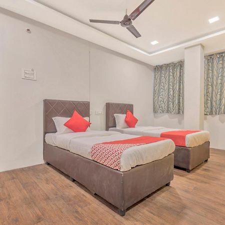 Hotel O Ankitha Grand Kondapur  Bagian luar foto